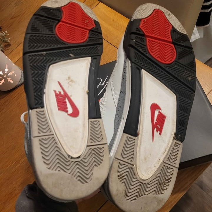 Nike Air Jordan 4 Retro OG – Size 10.5 – Excellent Pre-Loved Condition